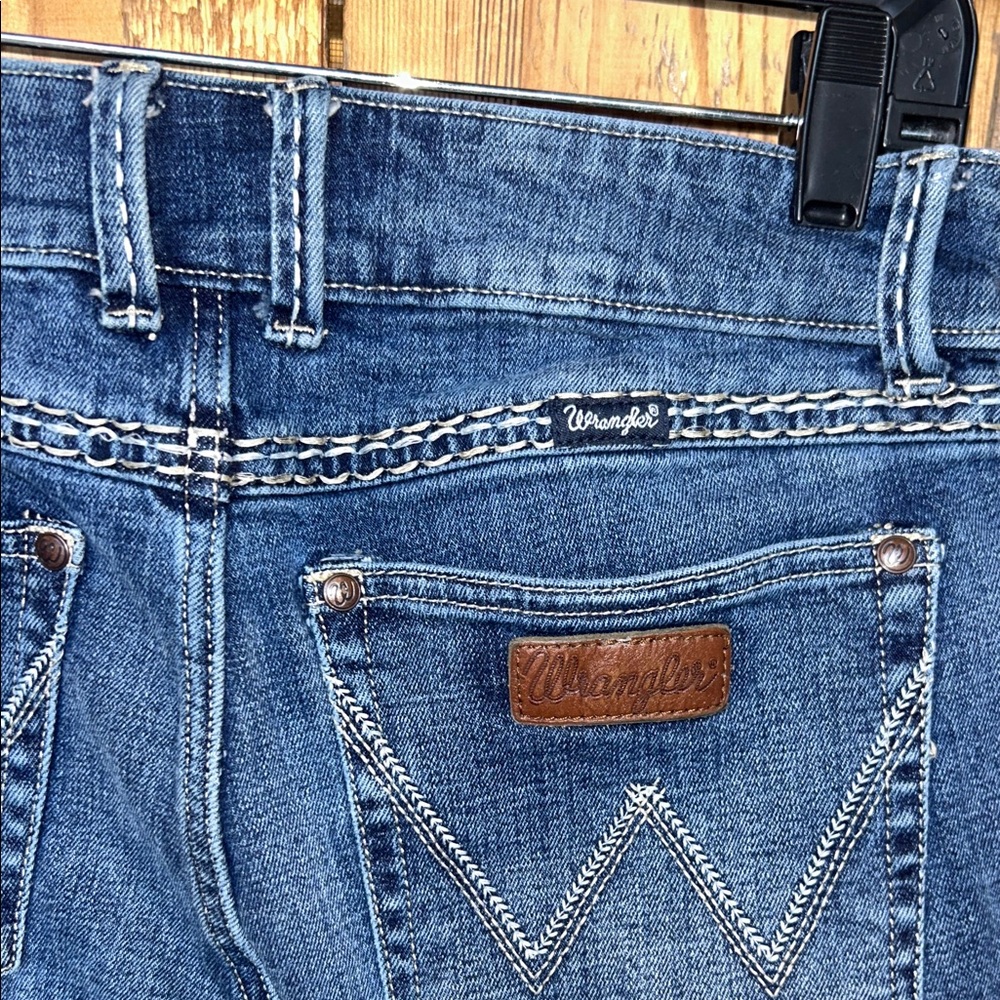 WRANGLER RETRO WOMENS DARK WASH SADIE LOW RISE FLARE/BOOT CUT JEANS NWOT - Picture 9 of 11